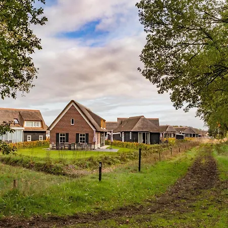Thatched With Sauna In *