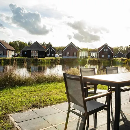 Thatched With Sauna In Villa Someren